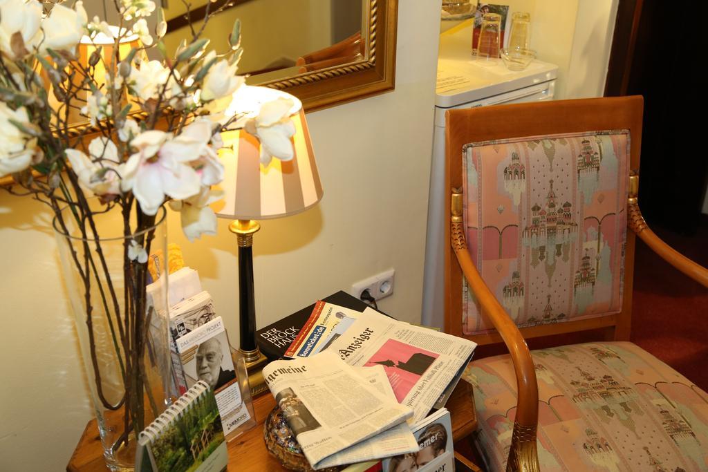 Hotel Loehndorf บอนน์ ภายนอก รูปภาพ