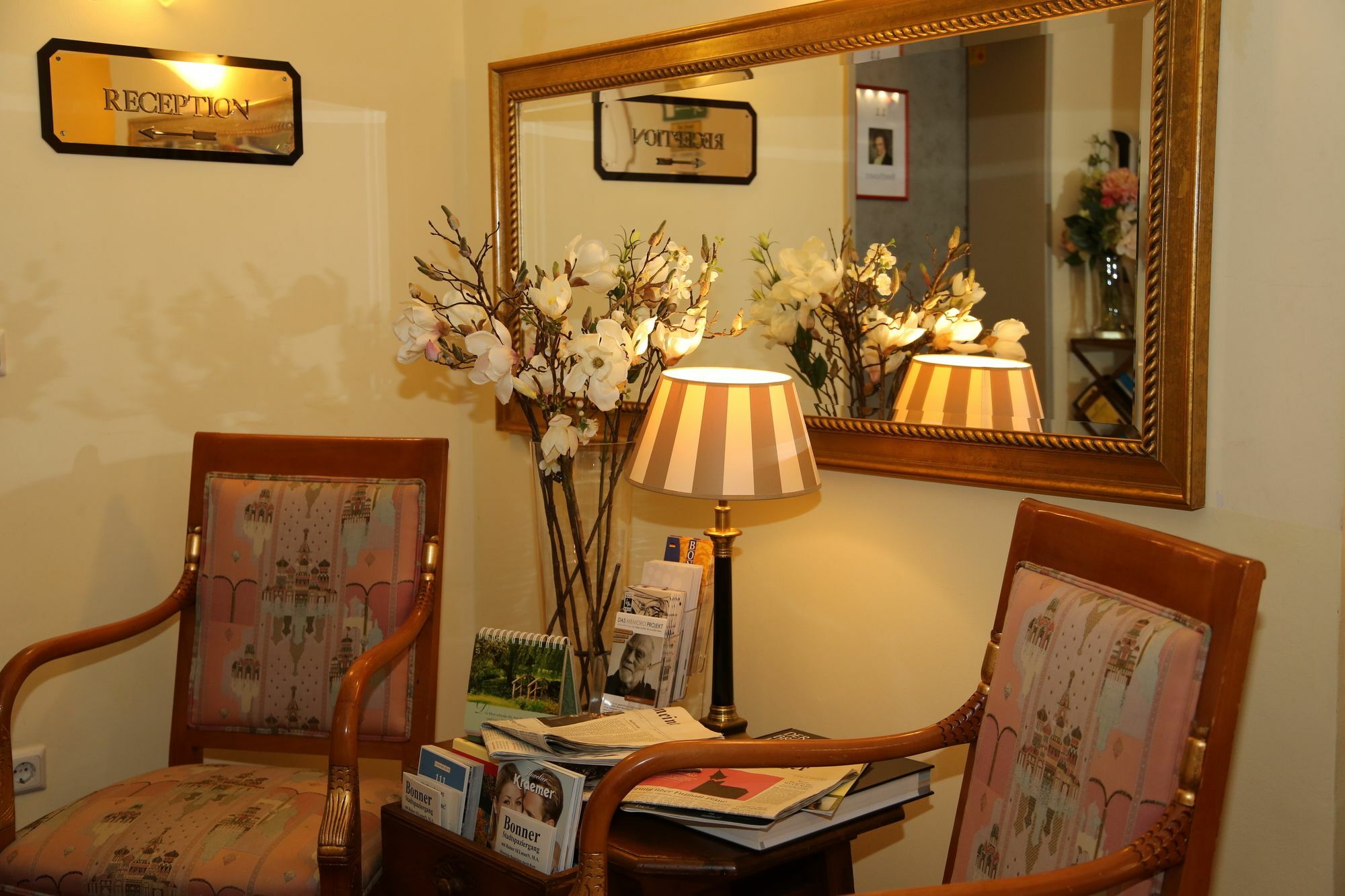 Hotel Loehndorf บอนน์ ภายนอก รูปภาพ